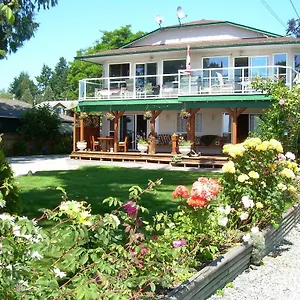 Davis Bay Bed & Breakfast Bed & Breakfast